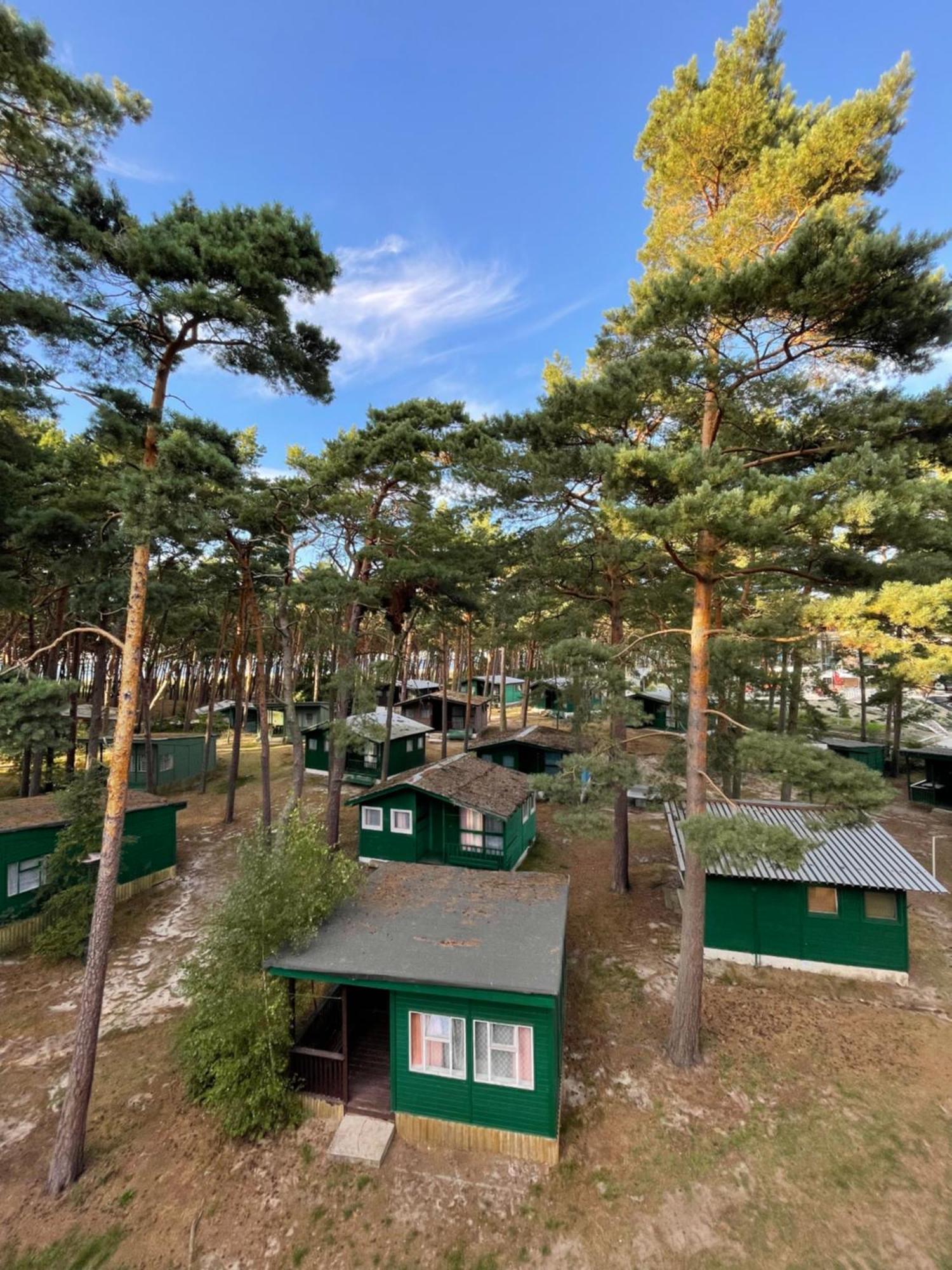 Domki Letniskowe Delfin Mrzeżyno Exterior foto